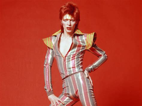 david bowie e la moda gucci|david bowie obituary.